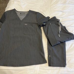 Figs Alwar Scrub Set